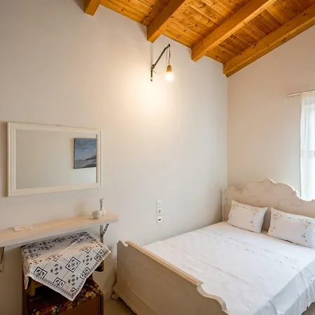 Ferienhaus Kiko, The Coastline House Káto Achaḯa