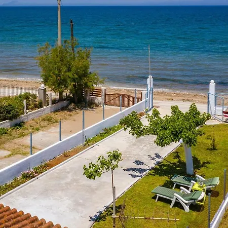 Kiko, The Coastline House Kato Achaia