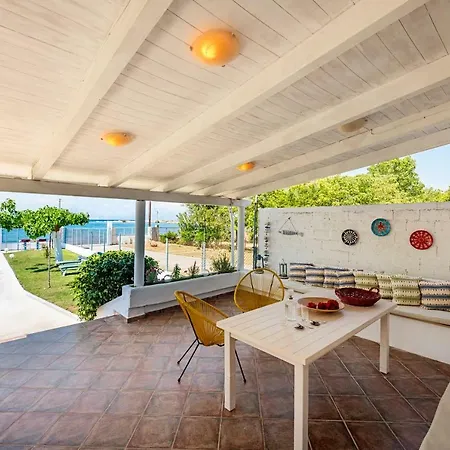 בית נופש Kiko, The Coastline House קאטו אכאיה