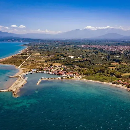 Kiko, The Coastline House * Kato Achaia