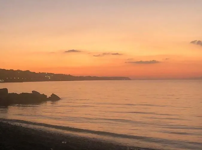 Prázdninový dům Kiko, The Coastline House