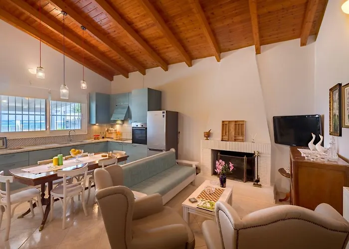 Kiko, The Coastline House * Kato Achaia