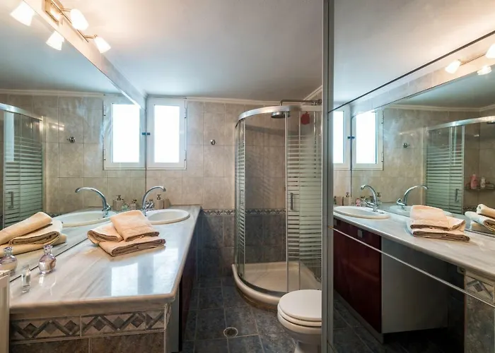 Prázdninový dům Kiko, The Coastline House *