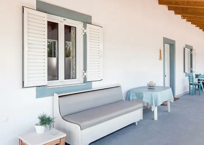 Kiko, The Coastline House *