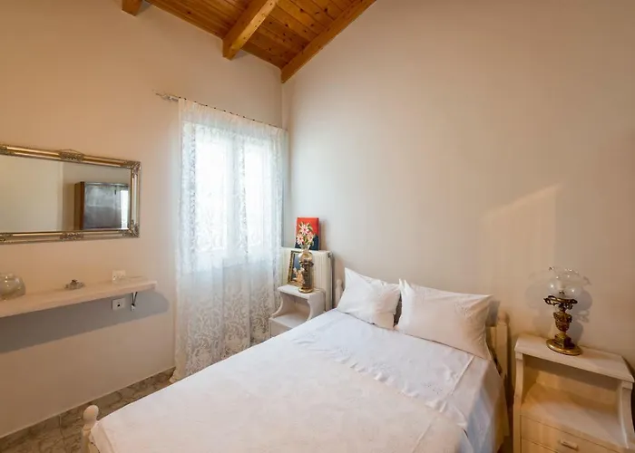 Kiko, The Coastline House