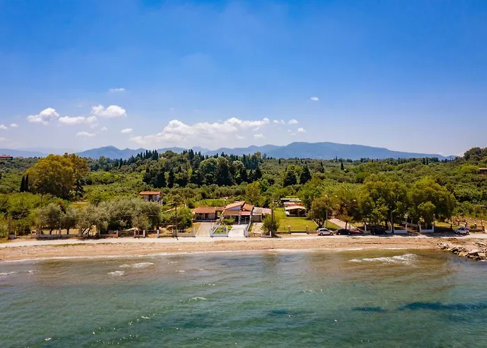 Kiko, The Coastline House Kato Achaia