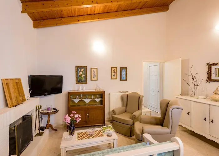 Kiko, The Coastline House * Kato Achaia